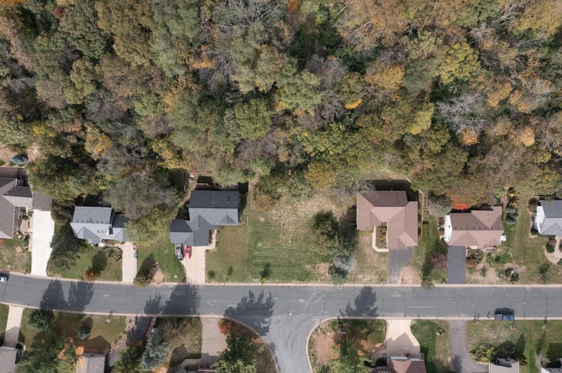 1805 Golf View Dr, River Falls, WI 54022