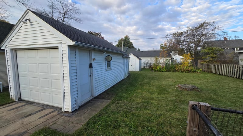706 8th St SW, Austin, MN 55912