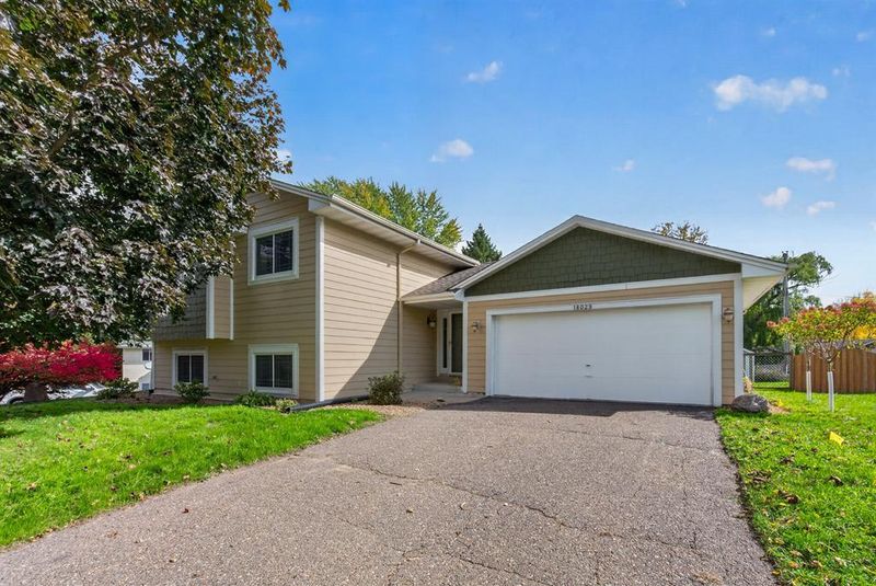 18029 83rd Ave N, Maple Grove, MN 55311