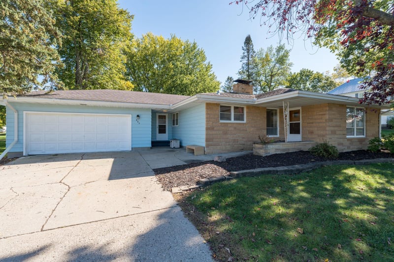 605 N Market St, Janesville, MN 56048