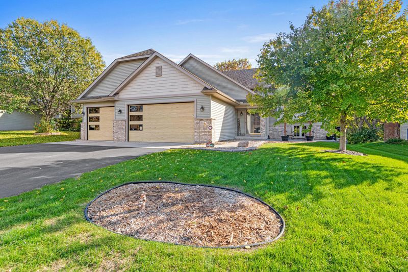 940 Firethorne Trl, Jordan, MN 55352