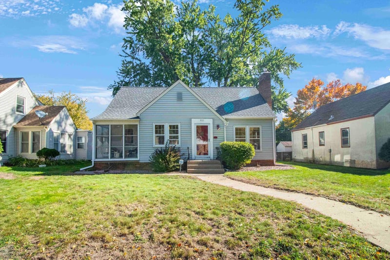 3111 Cleveland St NE, Minneapolis, MN 55418