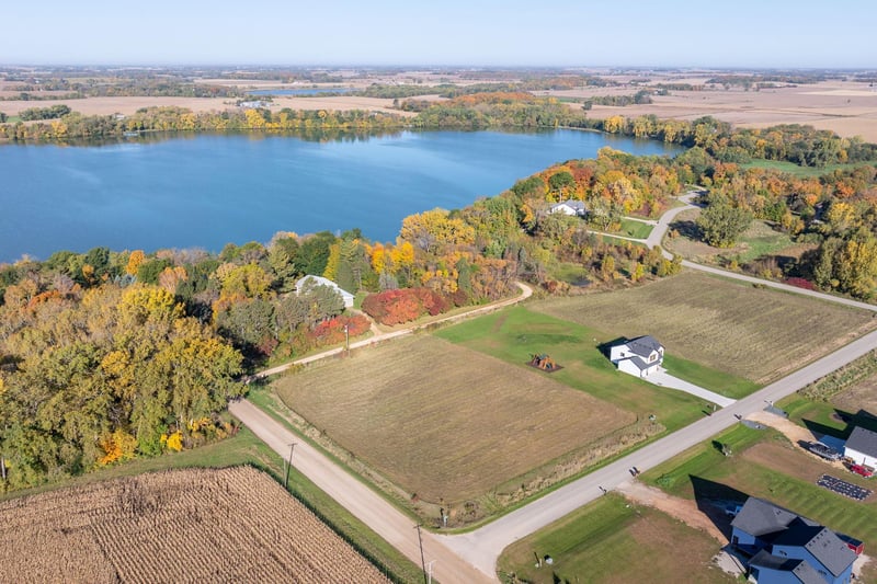 xxx Greenleaf Dr, Montgomery, MN 56069