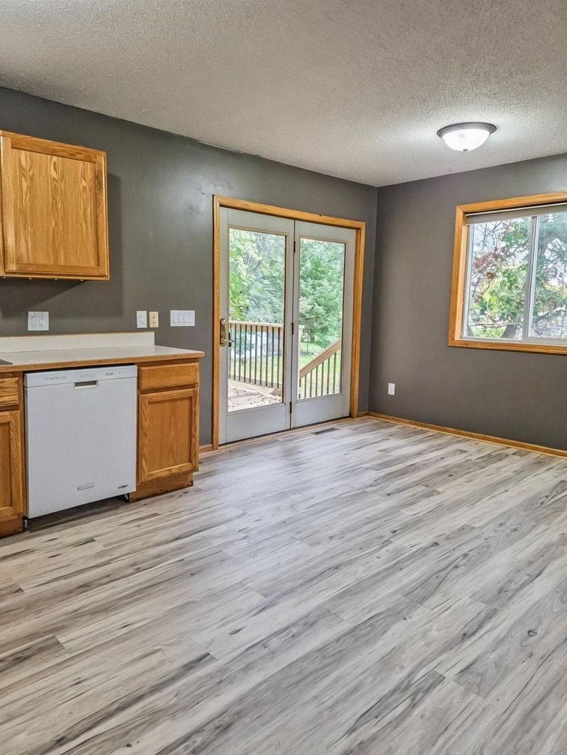 919 Lincoln Ave, Amery, WI 54001