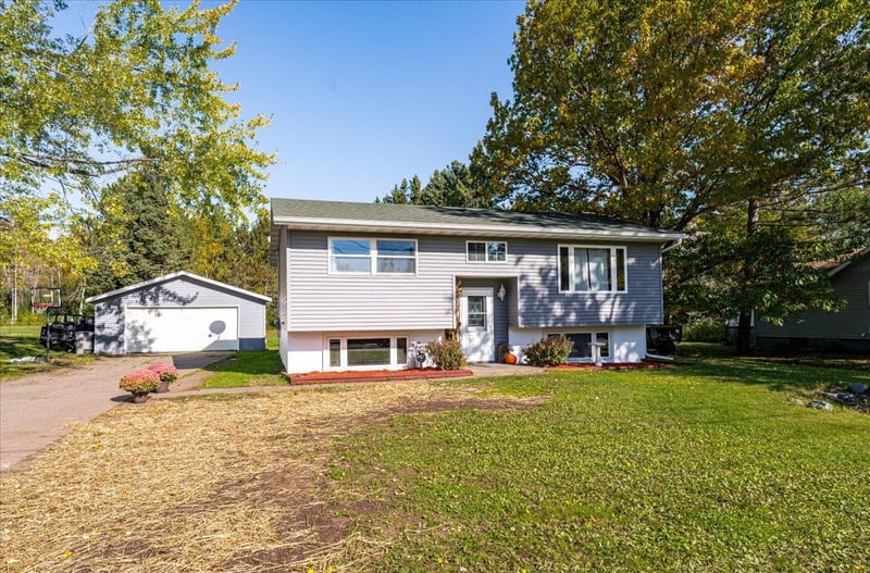 1919 W Arrowhead Rd, Duluth, MN 55811