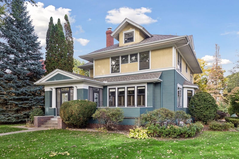 1825 Summit Ave, Saint Paul, MN 55105