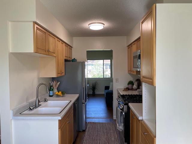 2029 NW 103rd Ave NW, Coon Rapids, MN 55433