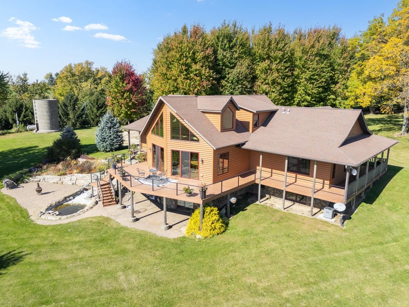 14985 County Road 31, Altura, MN 55910