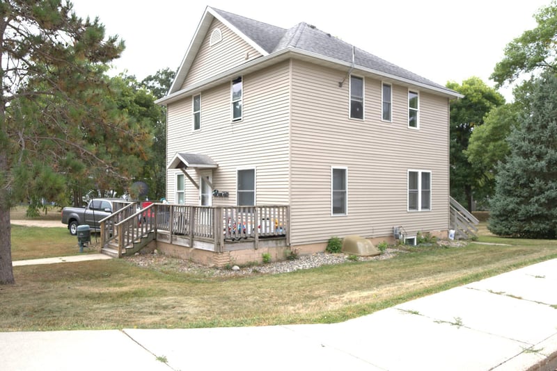 1202 Elm St, Alexandria, MN 56308