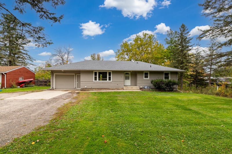 1210 Greenvale Ave W, Northfield, MN 55057