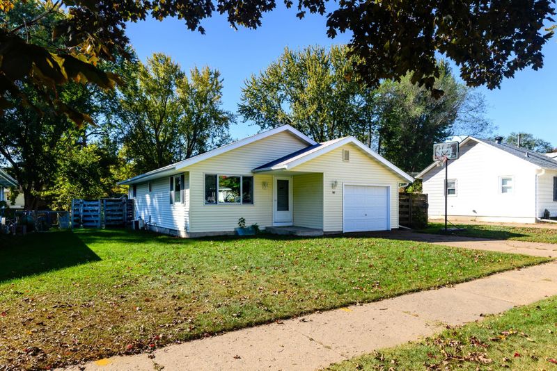 919 Fountain St, Eau Claire, WI 54703