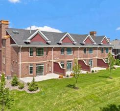 10823 Falling Water Ln #B, Woodbury, MN 55129