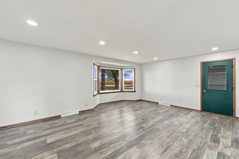 22962 401st Ave, Arlington, MN 55307