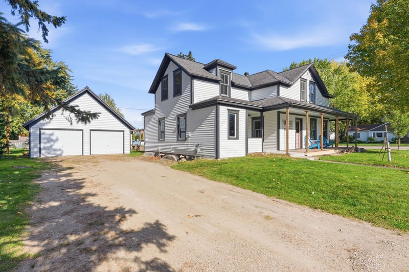 501 White St SW, Watertown, MN 55388