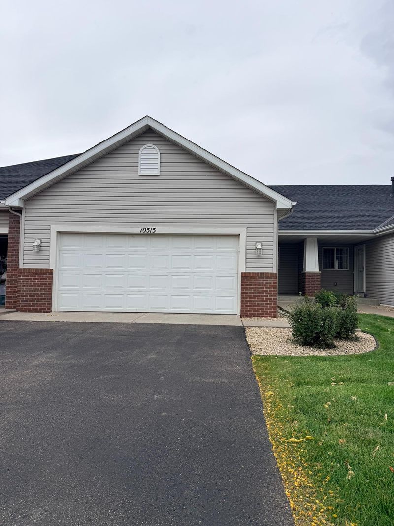 10515 64th Ln NE, Albertville, MN 55301