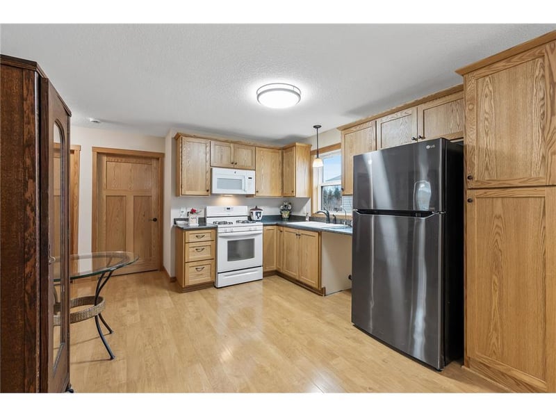 5197 383rd St, North Branch, MN 55056