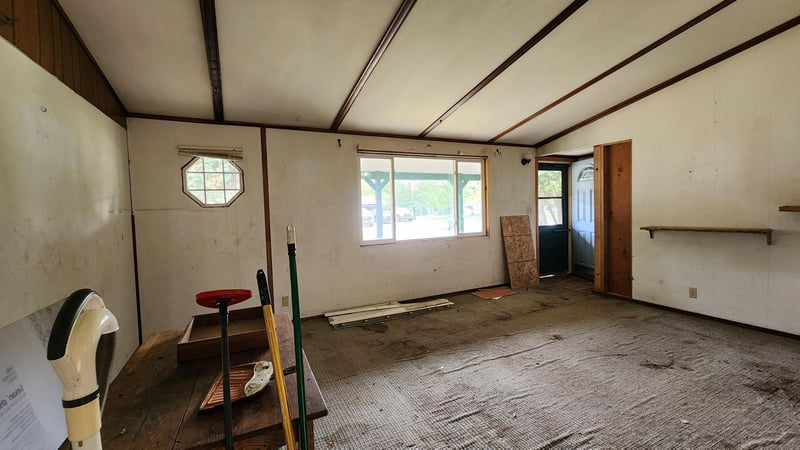 115 Village Ave, Cannon Falls, MN 55009