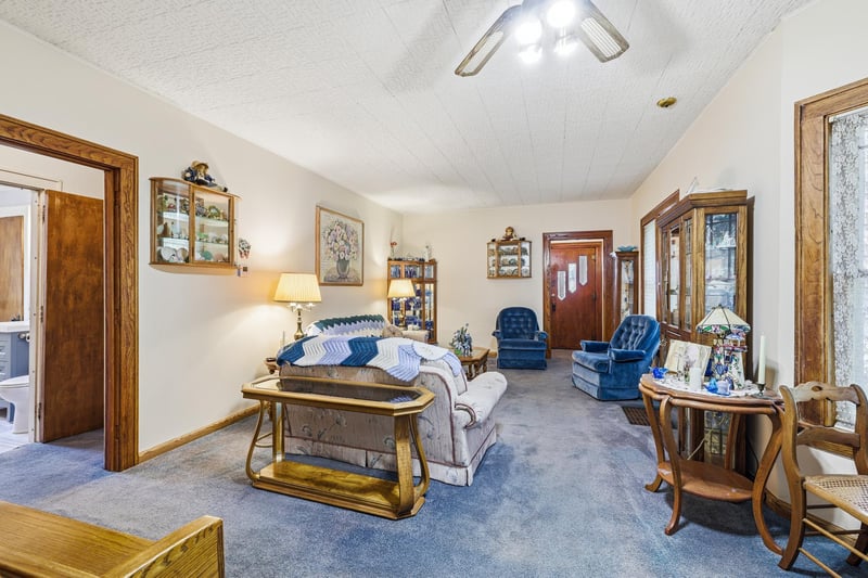 533 E Maple St, River Falls, WI 54022