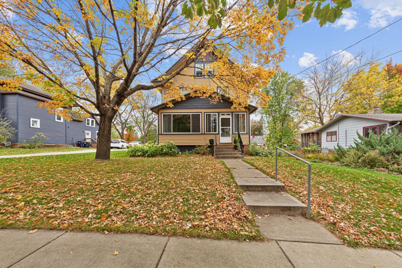 415 Plum St N, Northfield, MN 55057