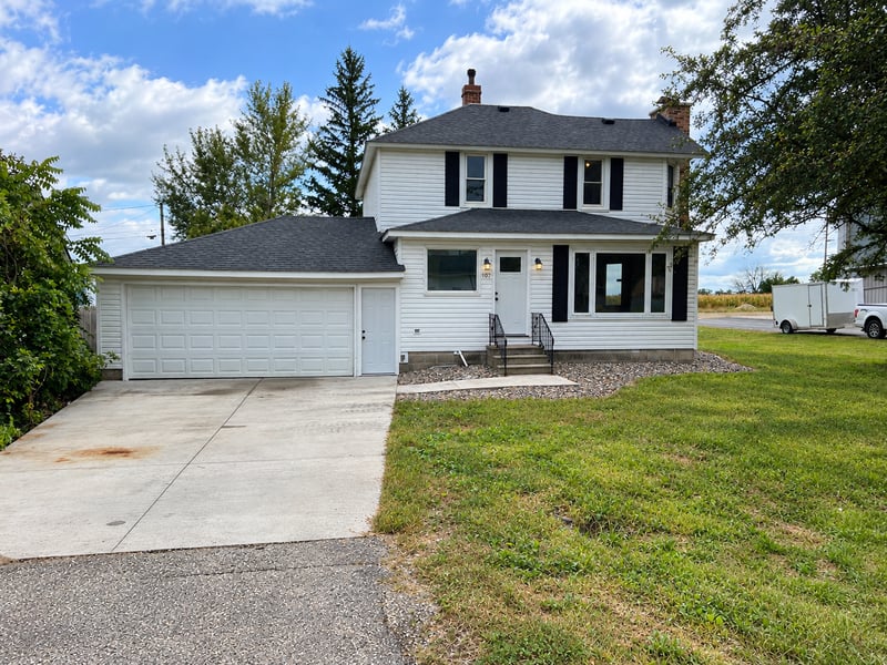 101 E Front St, Claremont, MN 55924
