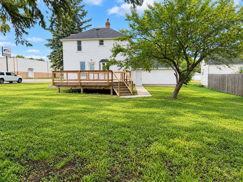 101 E Front St, Claremont, MN 55924
