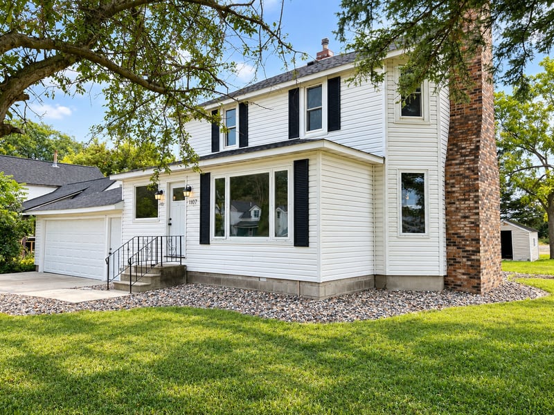101 E Front St, Claremont, MN 55924