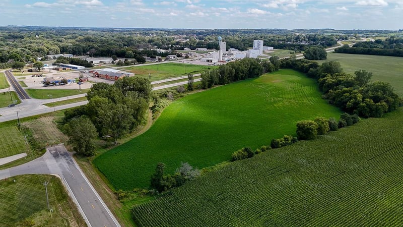 16800 County 168 Blvd, Zumbrota, MN 55992