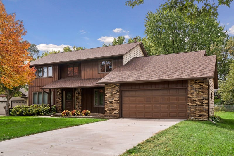 11760 Van Buren St NE, Blaine, MN 55434