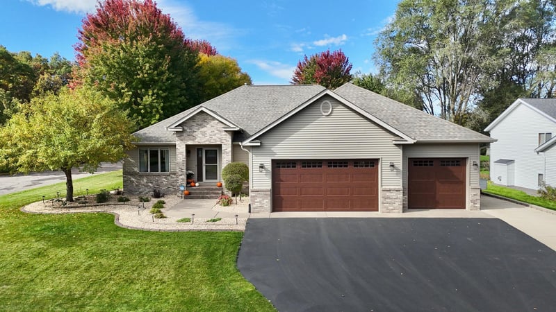 1403 8th Ave N, Sartell, MN 56377
