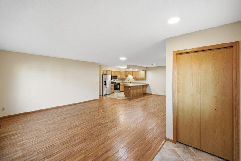 585 Zumbrota Ave, Zumbrota, MN 55992