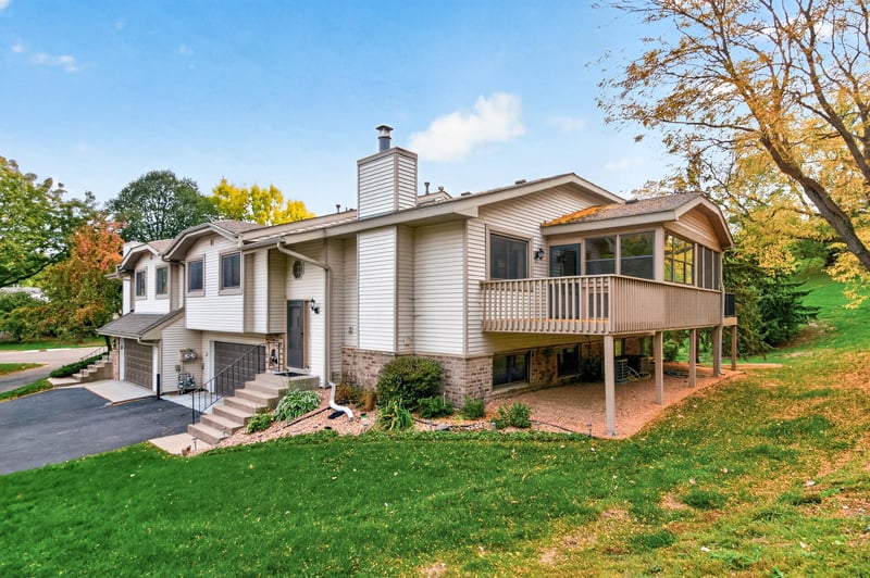 4303 Clemson Cir #B, Eagan, MN 55122