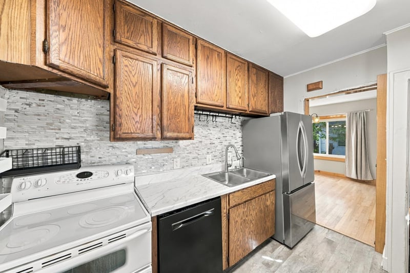 108 17th Ave N, Hopkins, MN 55343