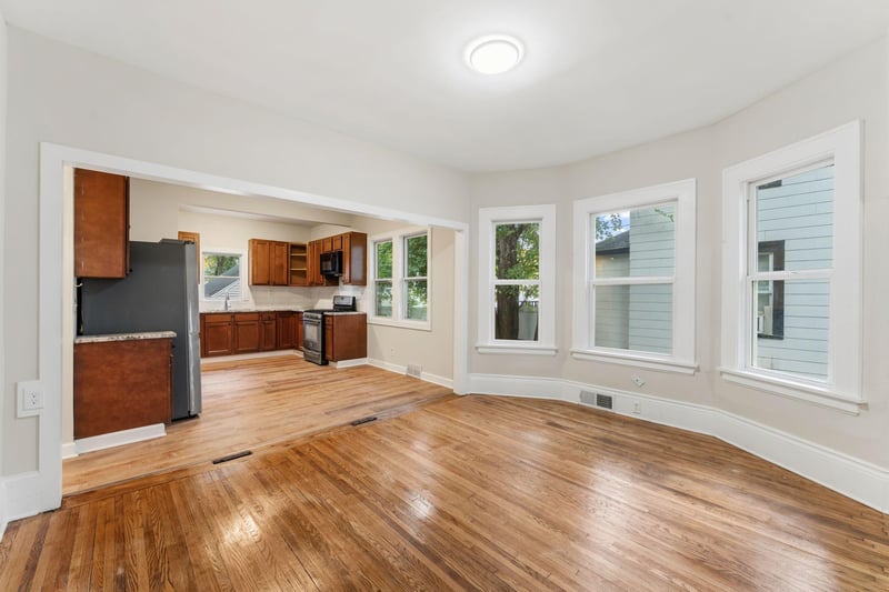 1223 Reaney Ave, Saint Paul, MN 55106