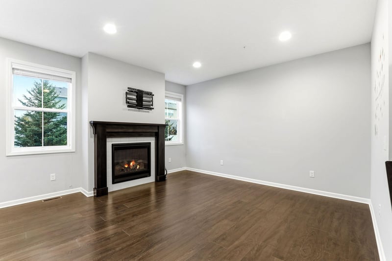 4366 Corn Silk Ln, Woodbury, MN 55129