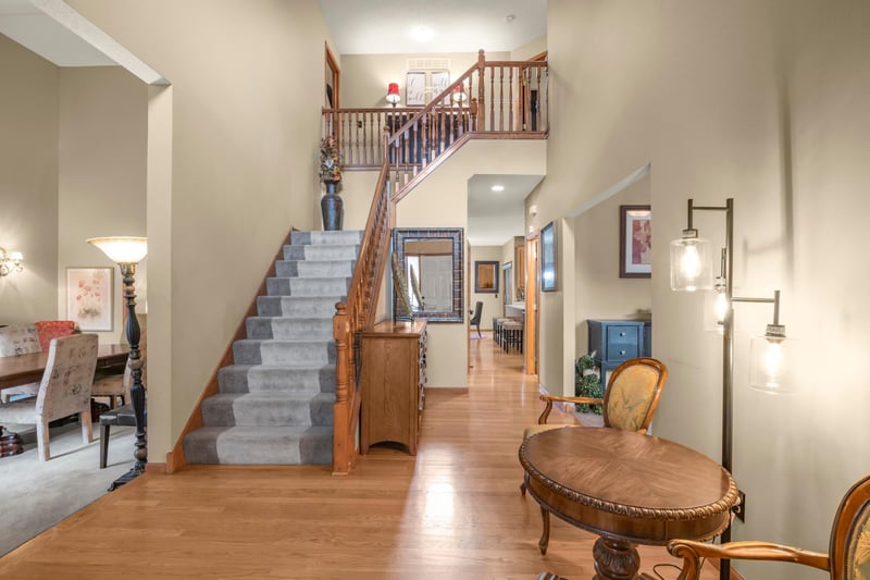 10512 Hidden Oaks Ln N, Champlin, MN 55369