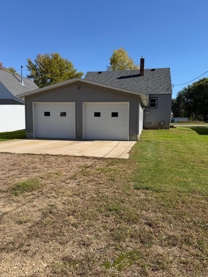312 3rd St, Echo, MN 56237