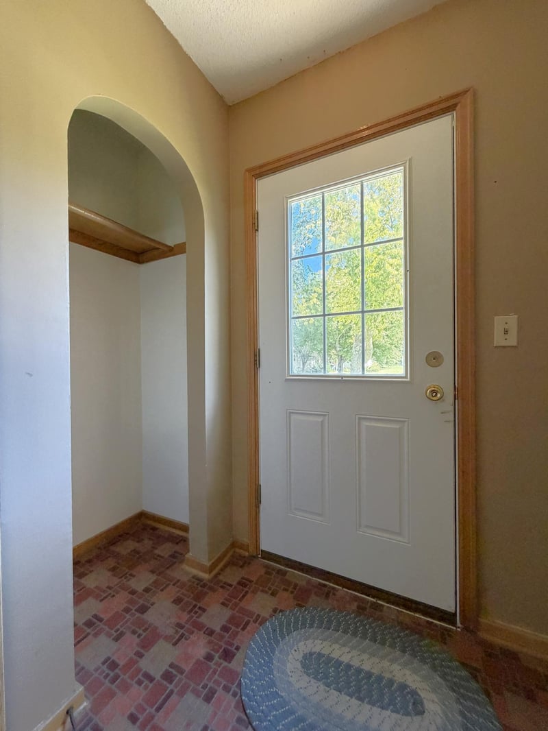 312 3rd St, Echo, MN 56237