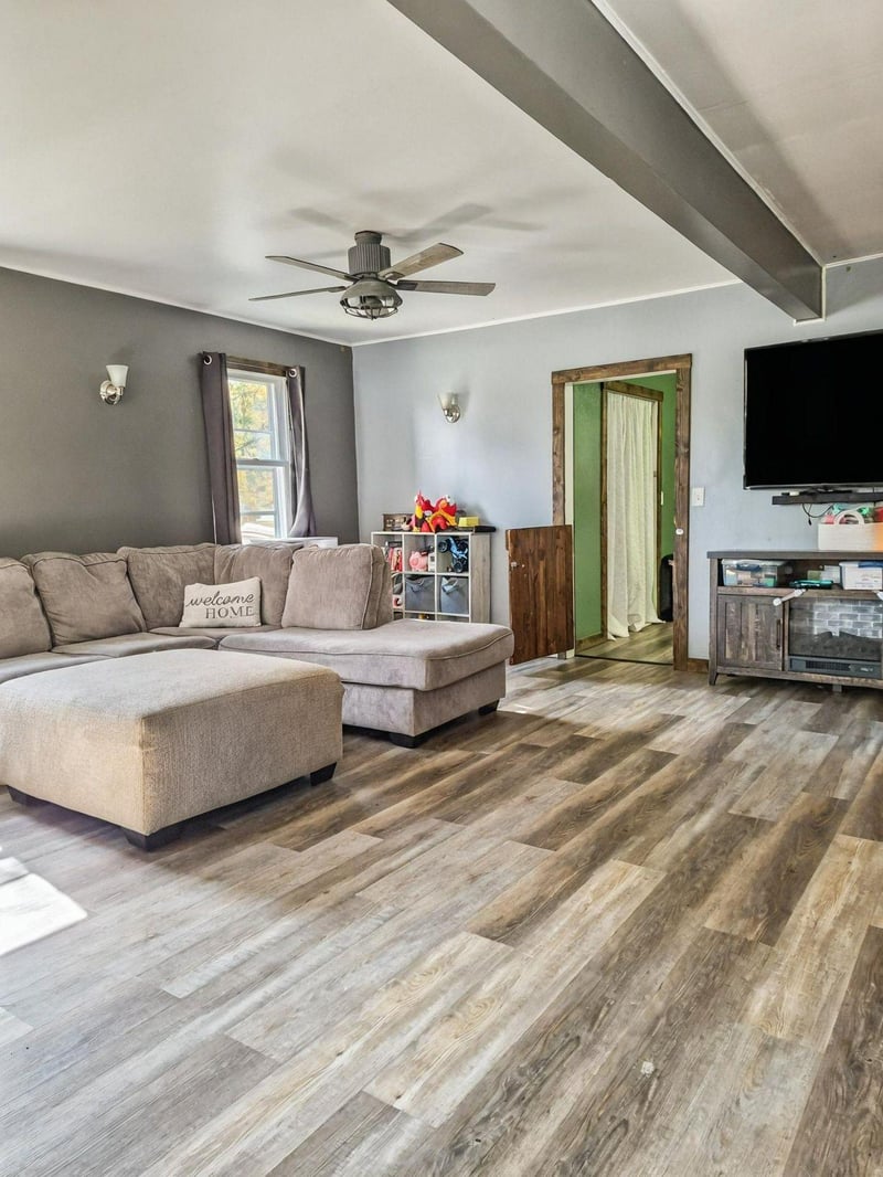 213 Pearl St, Balsam Lake, WI 54810