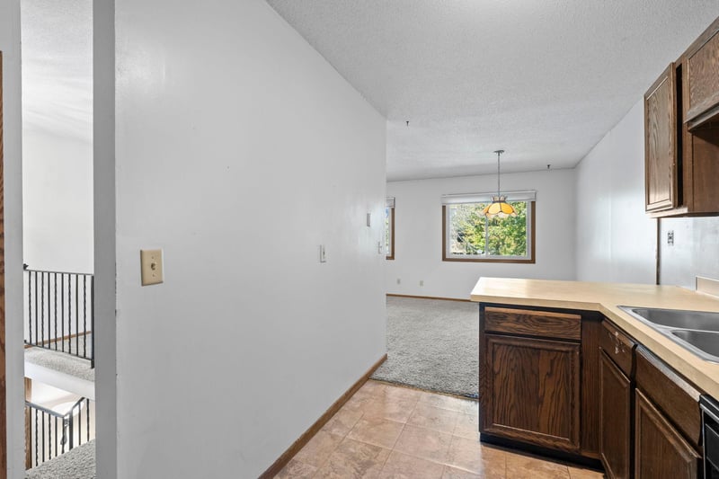 11971 71st Ave N, Maple Grove, MN 55369