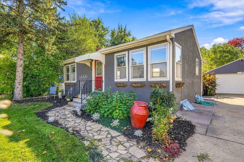 1812 9th St, White Bear Lake, MN 55110