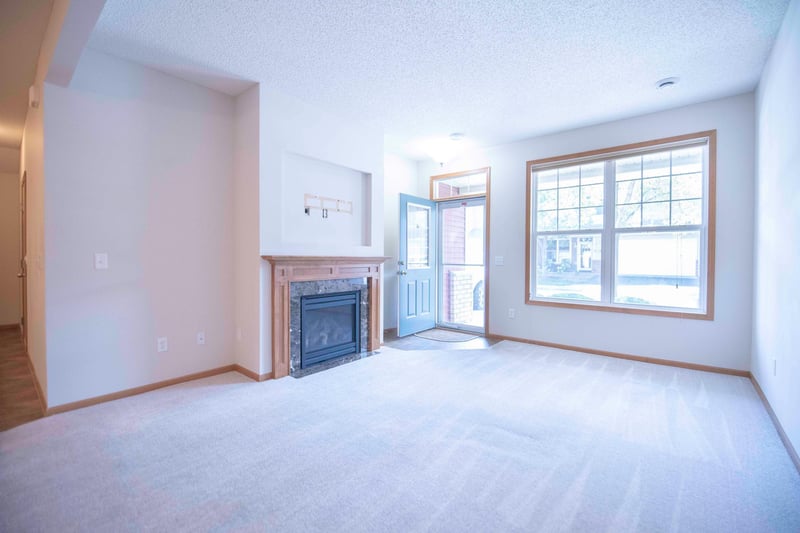 3311 Hazel Trl #I, Woodbury, MN 55129