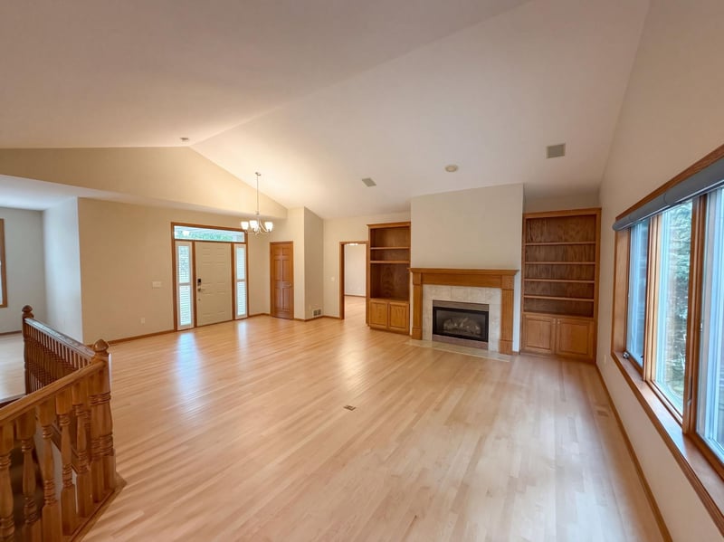 3264 Richmond Alcove, Woodbury, MN 55129