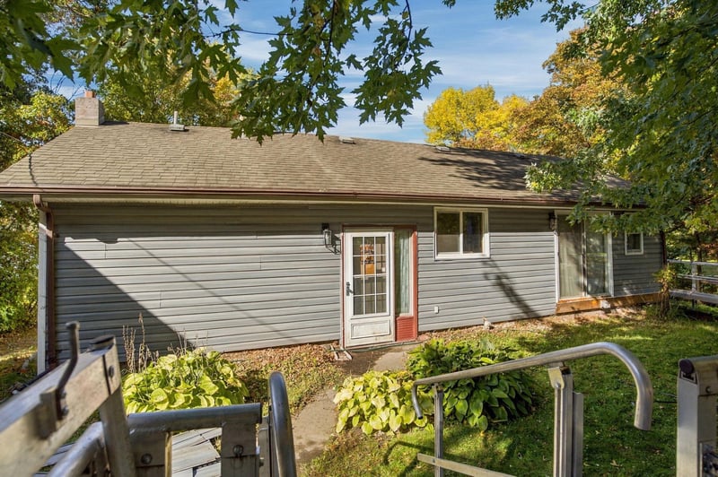 3903 Fanny Lake Rd NE, Cambridge, MN 55008