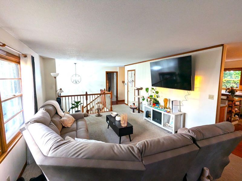 3205 Cliffside Dr, La Crosse, WI 54601