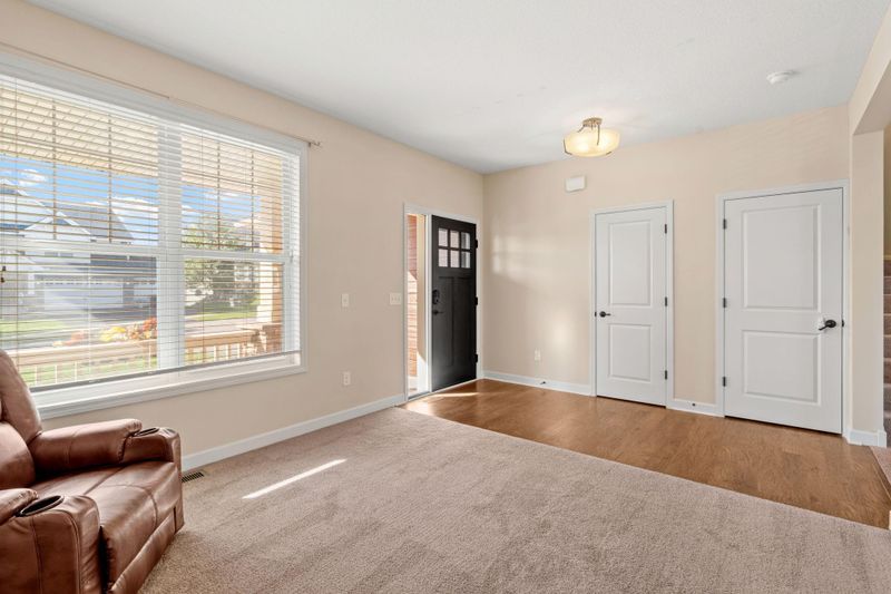 19250 Indora Trl, Lakeville, MN 55044