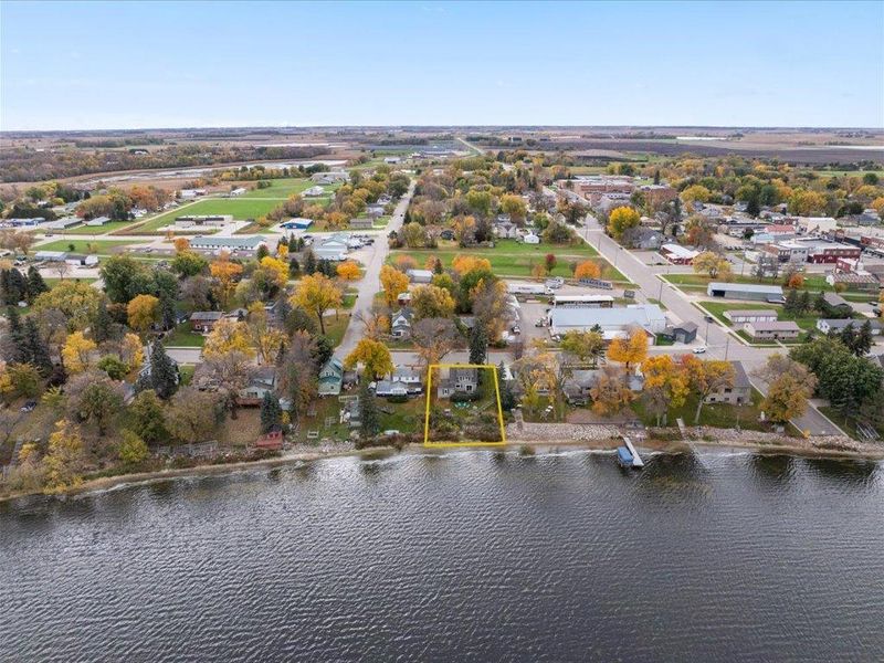 109 Lake St E, Osakis, MN 56360