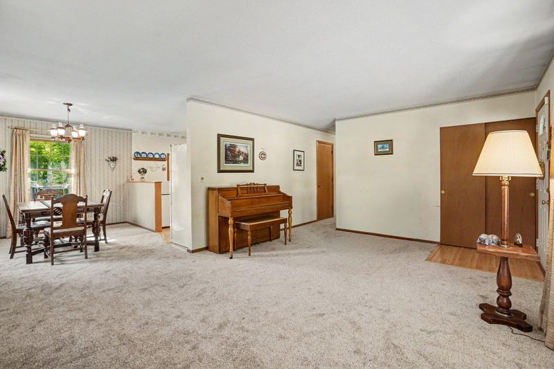 6101 Century Blvd, Brooklyn Park, MN 55429