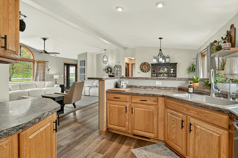 54917 280th Ave, Pine Island, MN 55963