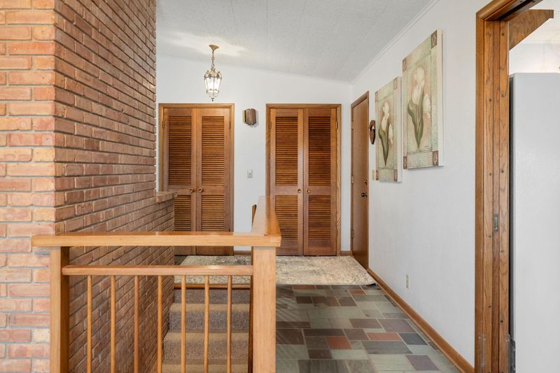 1146 Ironwood Ave, Owatonna, MN 55060