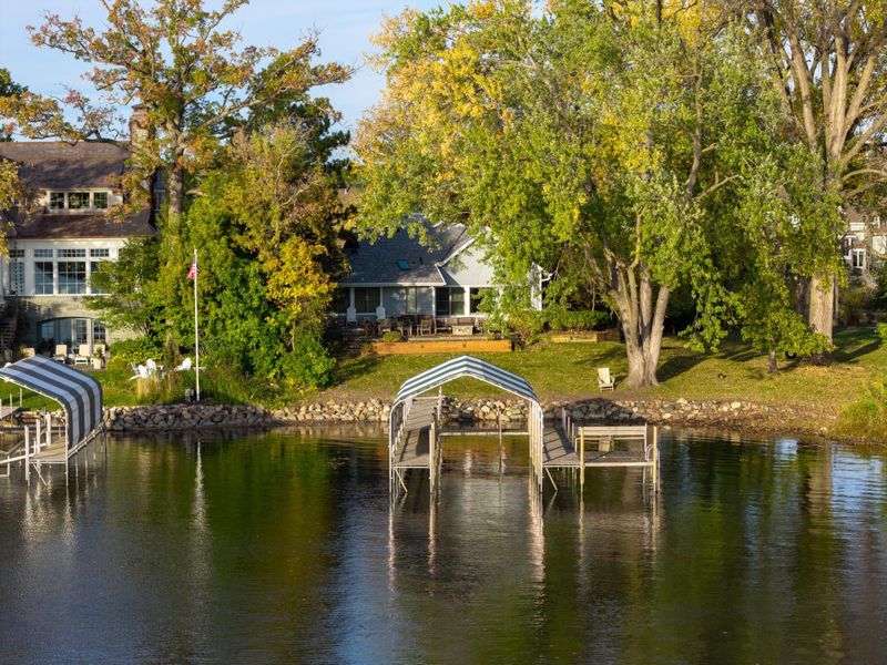 2626 Crosby Rd, Minnetonka, MN 55391